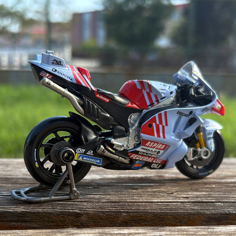 Motorcycle Model Toys Maisto 1:18